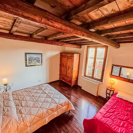 Domus Art - Casa D'arte Con 2 Bagni - Centro *