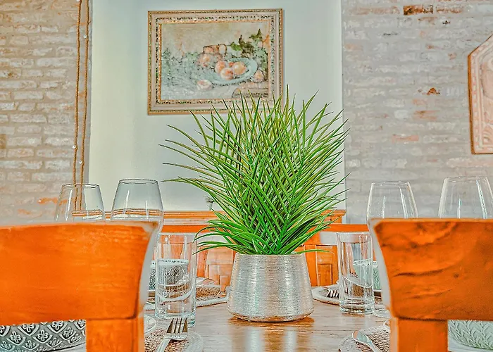 Appartamento Domus Art Experience Art In The Center Of Ferrara